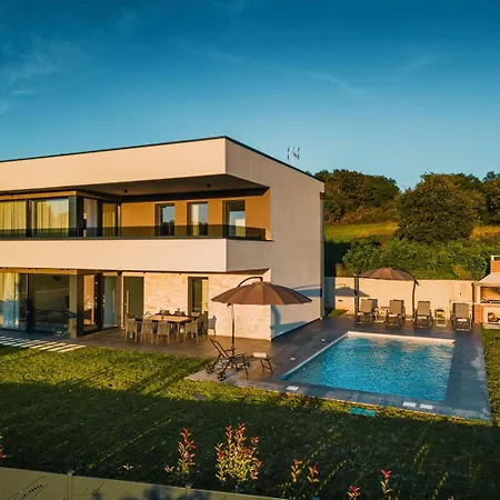 Villa Angelina *